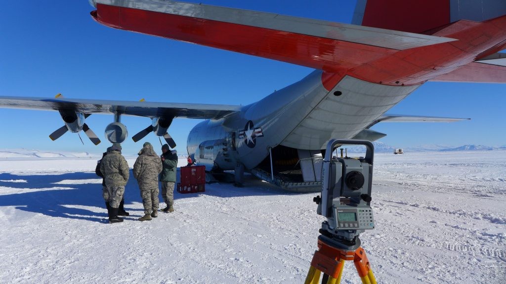The ROSETTA-Ice team team in Antarctica.